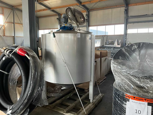 2024 van bussel menger verticale mengtank - afbeelding 1 van  12