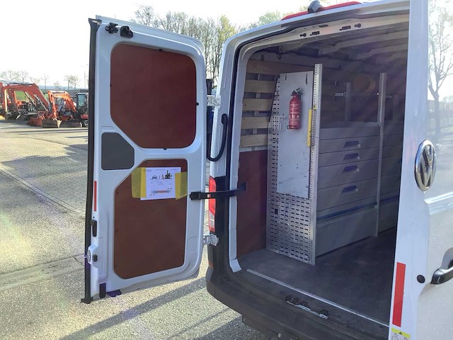 2024 volkswagen crafter 30 2.0 tdi bedrijfswagen v-90-dfn - afbeelding 21 van  35