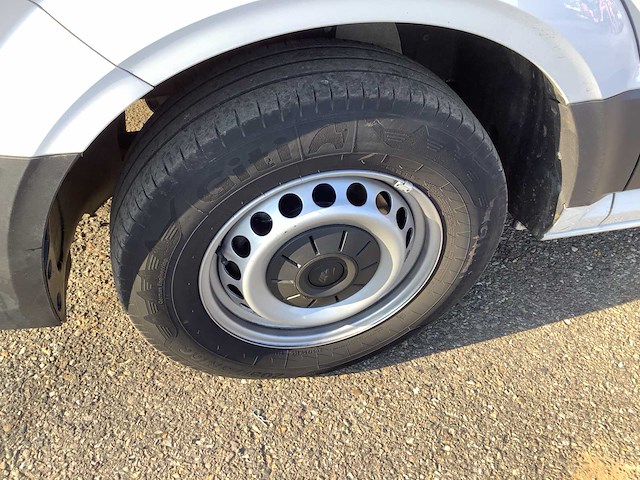2024 volkswagen crafter 30 2.0 tdi bedrijfswagen v-90-dfn - afbeelding 35 van  35