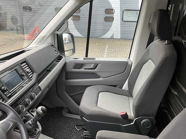 2024 volkswagen crafter 30 2.0tdi bedrijfswagen v-14-dfp - afbeelding 21 van  40