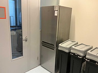 2024 whirlpool cb321w koelkast/vriezer combinatie - afbeelding 1 van  6