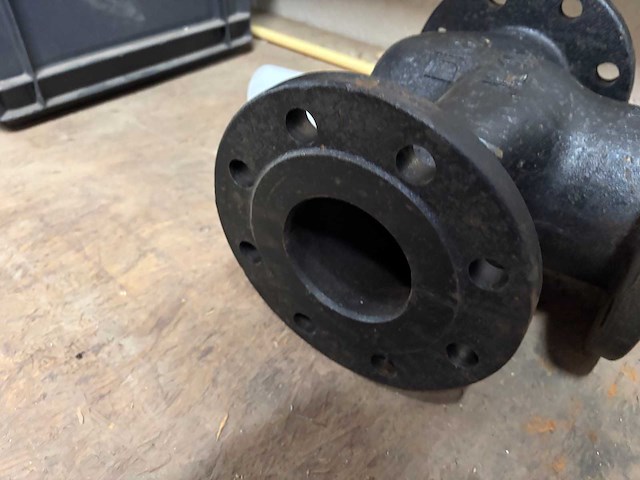 2024 wilo stratos giga2.0- 100/1-30/5,5 hoogrendement inline-circulatiepomp - afbeelding 15 van  15