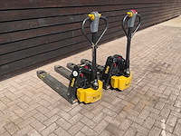 2024 yale mpc 15 elektrische palletwagen (2x) - afbeelding 1 van  7