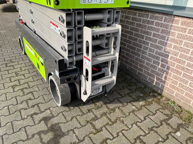 2024 zoomlion zs0808ac-li hoogwerker - afbeelding 8 van  12