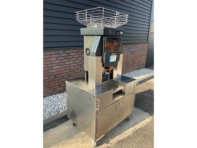 2024 zummo z40 sinaasappelpersmachine met flessenrek - afbeelding 4 van  12