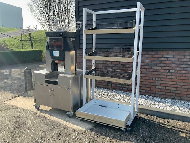 2024 zummo z40 sinaasappelpersmachine met flessenrek - afbeelding 6 van  12