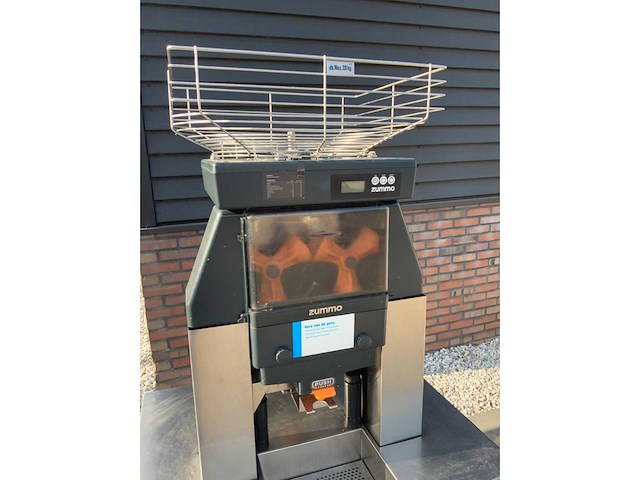 2024 zummo z40 sinaasappelpersmachine met flessenrek - afbeelding 10 van  12