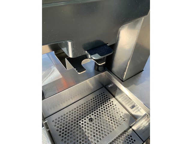 2024 zummo z40a sinaasappelpersmachine - afbeelding 11 van  13