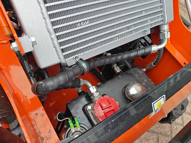 2025 - 36c - skidsteer loader - afbeelding 9 van  23