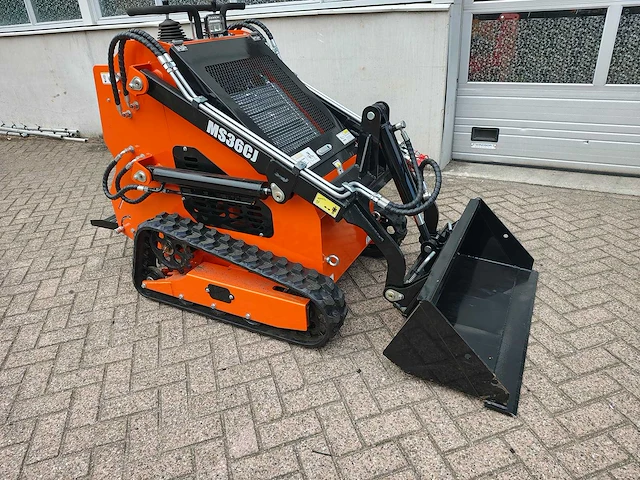 2025 - 36c - skidsteer loader - afbeelding 17 van  23