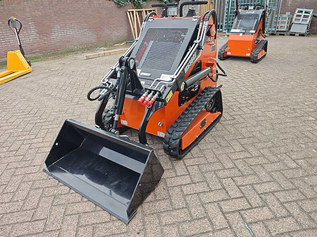 2025 - 36c - skidsteer loader - afbeelding 20 van  23
