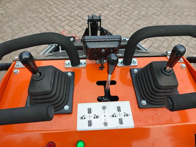 2025 - 36c - skidsteer loader - afbeelding 5 van  20