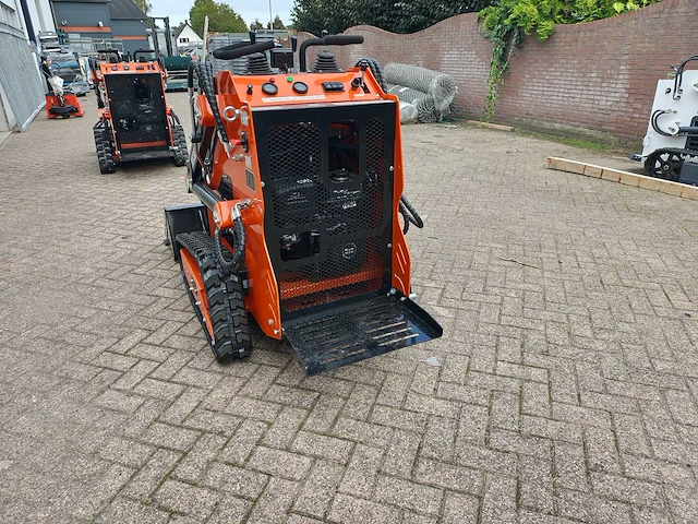 2025 - 36c - skidsteer loader - afbeelding 17 van  20