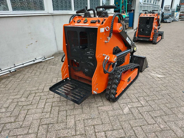 2025 - 36c - skidsteer loader - afbeelding 18 van  20