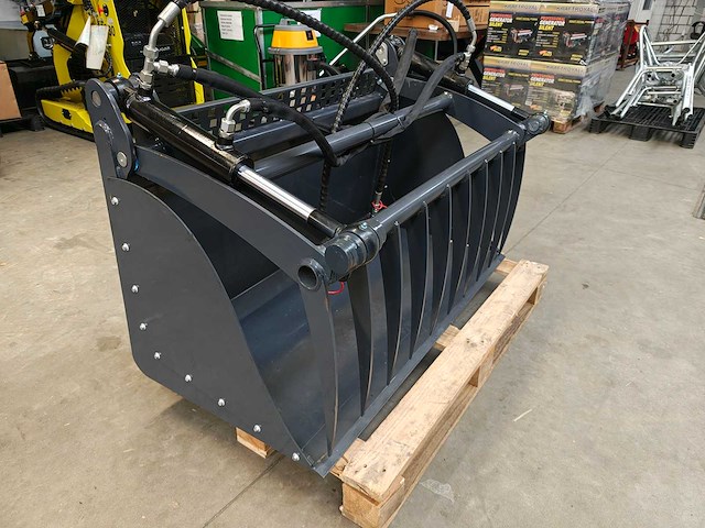 2025 - bak met klem voor minishovel, euro aansluiting - afbeelding 1 van  11