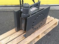 2025 - draai adapter - knikmops systeem 130-250 - attachment - afbeelding 1 van  6