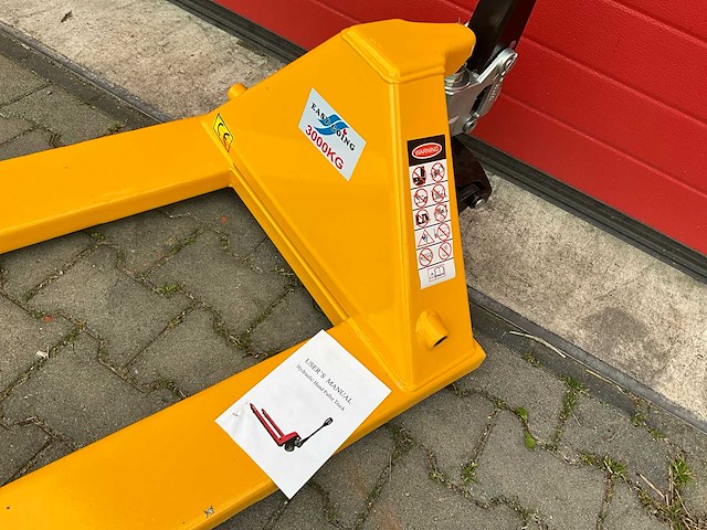 2025 - easy-going 3000 kg hand hydraulische palletwagen - afbeelding 11 van  14