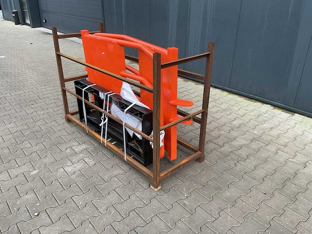 2025 - giyi - cl100 - skid steer clamp grabber - afbeelding 1 van  11