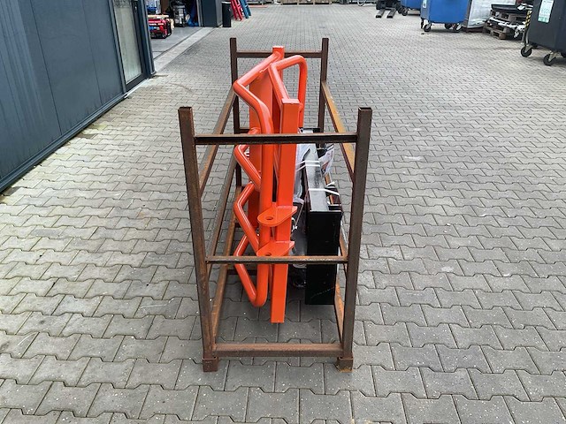 2025 - giyi - cl100 - skid steer clamp grabber - afbeelding 3 van  4