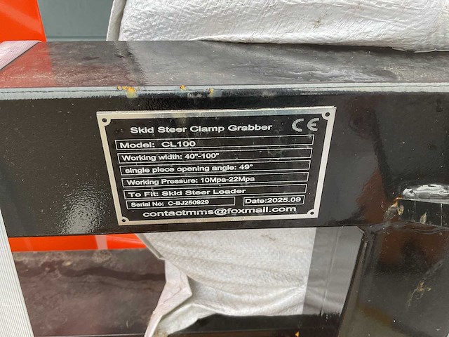 2025 - giyi - cl100 - skid steer clamp grabber - afbeelding 6 van  6