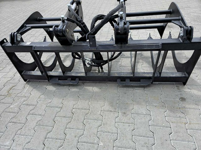 2025 - hydraulische 72'' forkgrapple voor gras - 72 in - rhino-cross - afbeelding 5 van  8