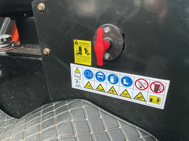 2025 - ladys dy30t kubota motor - afbeelding 18 van  33