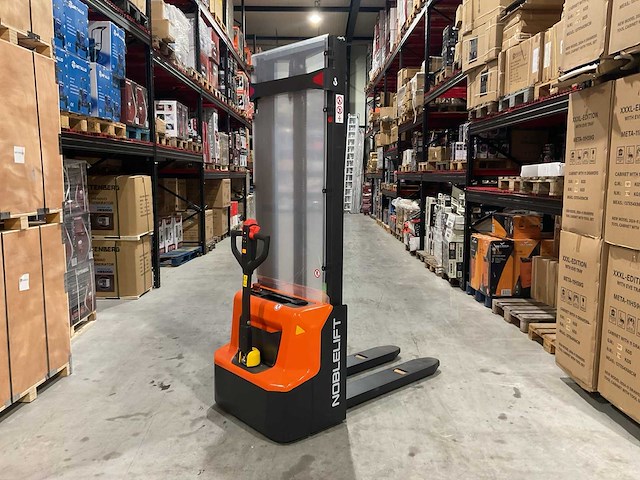 2025 - noblelift - 5748 - electrische stapelaar - afbeelding 3 van  17