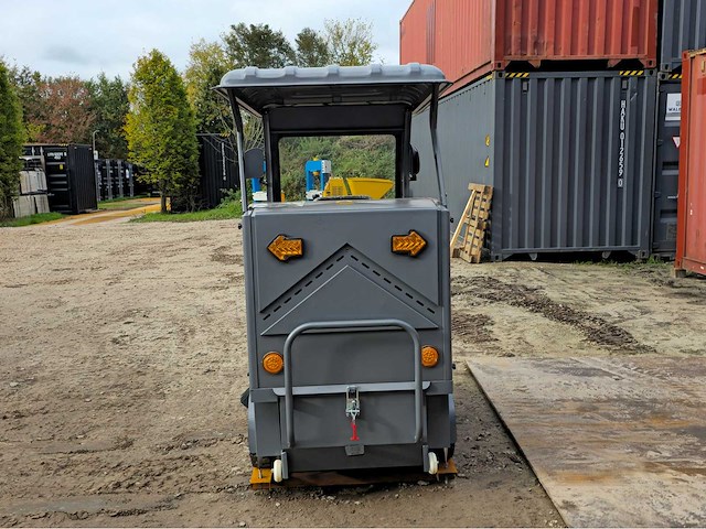 2025 - okg - dy-1400p - straatveegmachine - afbeelding 16 van  20