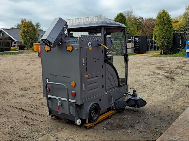 2025 - okg - dy-2000 - straatveegmachine - afbeelding 14 van  18