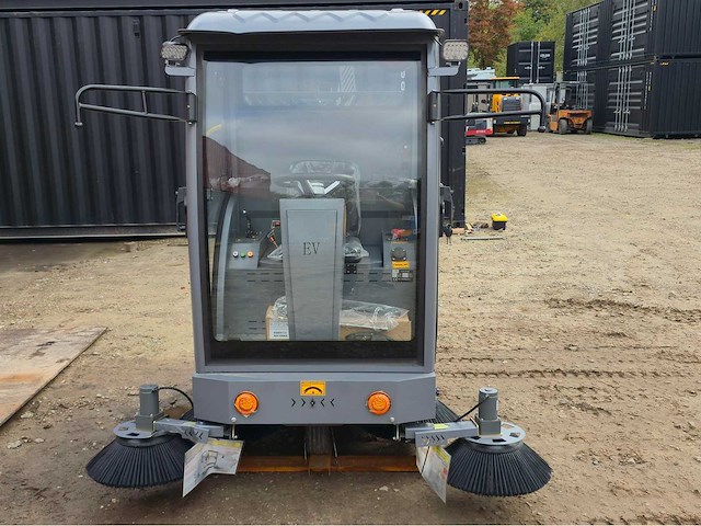 2025 - okg - dy-2000 - straatveegmachine - afbeelding 17 van  18