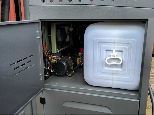 2025 - okg - dy-2000 - straatveegmachine - afbeelding 3 van  22