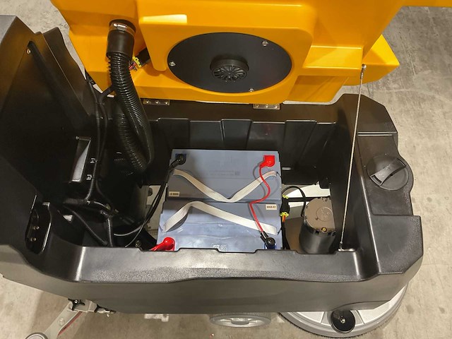 2025 - rte fs50 schoonmaakwagen - afbeelding 2 van  9