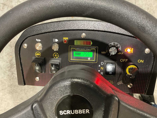 2025 - rte rofs-70 schoonmaakwagen - afbeelding 11 van  25