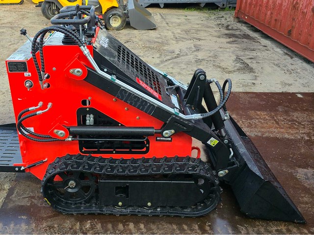 2025 - sdlool - sl380 - rood - shovel - afbeelding 15 van  19