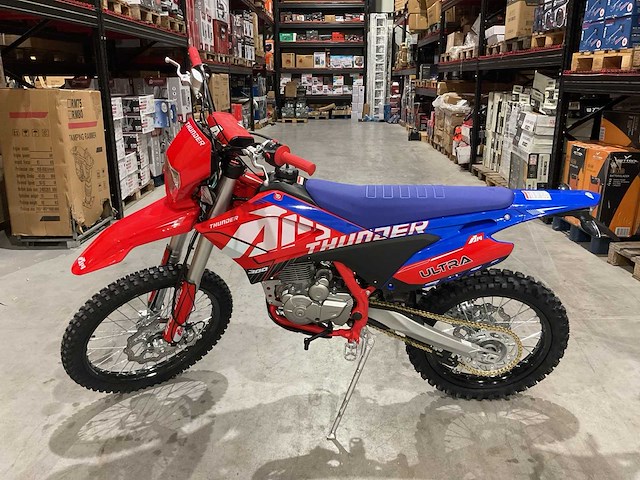 2025 - ultra cross thunder 300 blauw agb40-1 motorfiets - afbeelding 12 van  22