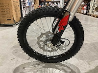 2025 - ultra cross thunder 300 rood agb40-1 motorfiets - afbeelding 9 van  15