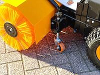 2025 - veegmachine met benzinemotor - afbeelding 2 van  3