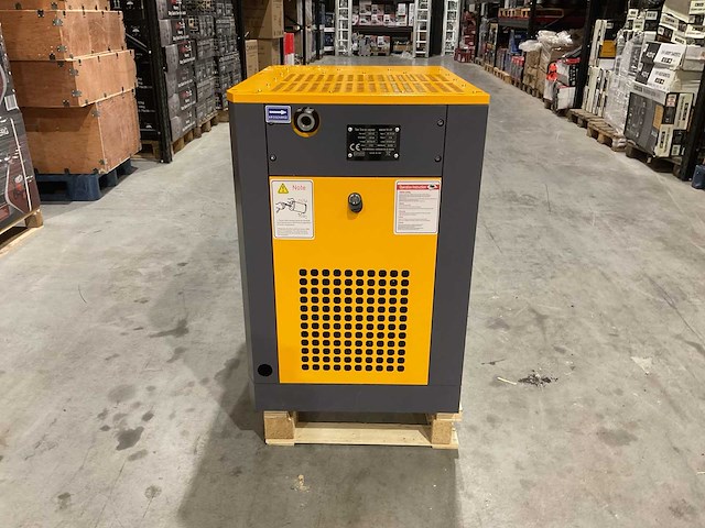 2025 - zelfier - vsd-10hp - schroefcompressor - afbeelding 4 van  19