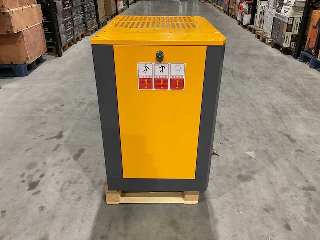 2025 - zelfier - vsd-10hp - schroefcompressor - afbeelding 16 van  19