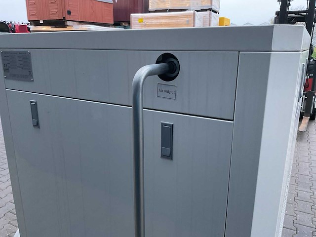 2025 - zelfir - silenced screw - luchtcompressor - afbeelding 4 van  17