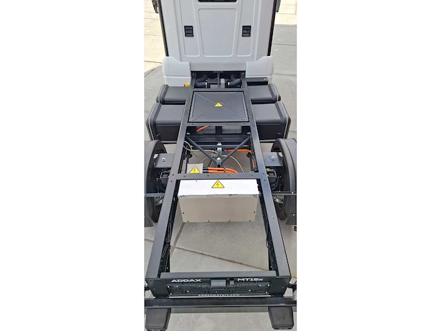 2025 addax chassis cabine mt15x elektrische bedrijfswagen - afbeelding 1 van  12