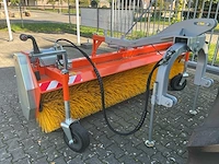 2025 agrometall sw-t 2800 uh straatveegmachine