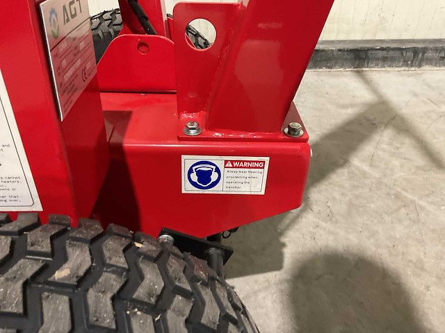 2025 agt tcr650 sleuvengraafmachine - afbeelding 16 van  61