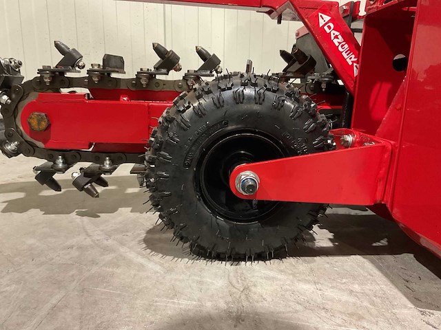 2025 agt tcr650 sleuvengraafmachine - afbeelding 18 van  61