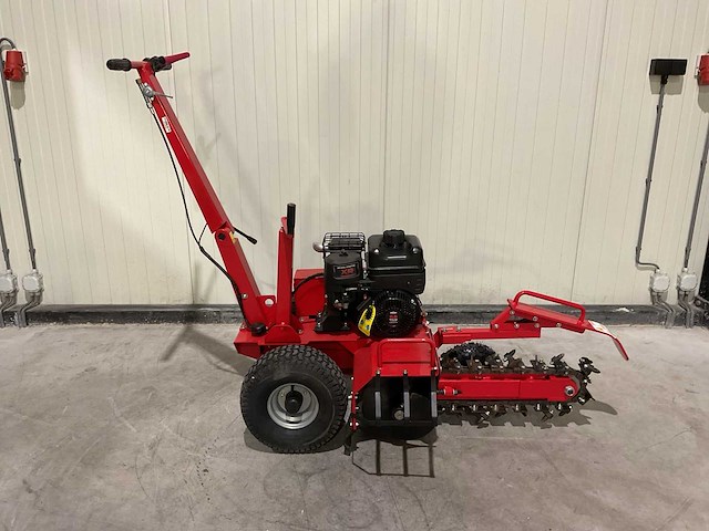 2025 agt tcr650 sleuvengraafmachine - afbeelding 25 van  61