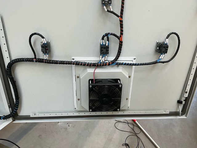 2025 arnott conveyors qc30349 rollenbaan 35m - afbeelding 6 van  13