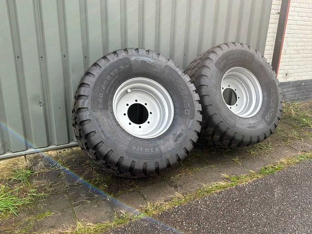 2025 ascenso ftr176 set a 2 stuks band, wiel en velg - afbeelding 1 van  8