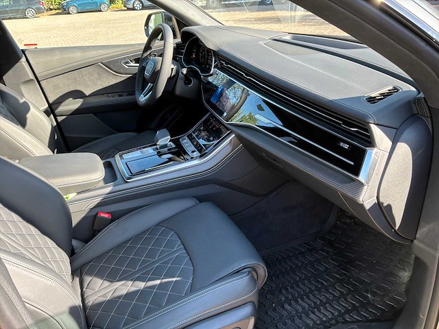 2025 audi q8 60 tfsi e quattro pro line s competition - afbeelding 30 van  44
