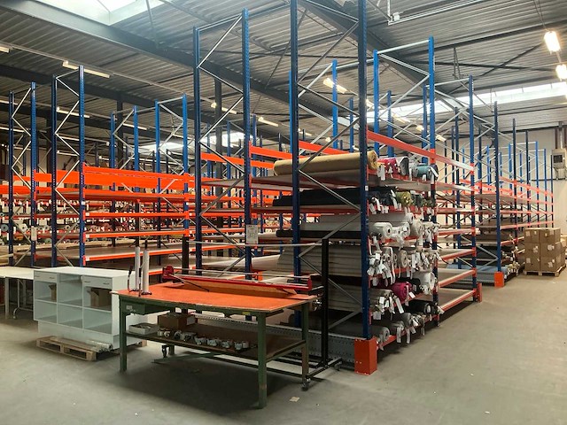 2025 bastor hx82 palletstelling - afbeelding 1 van  14