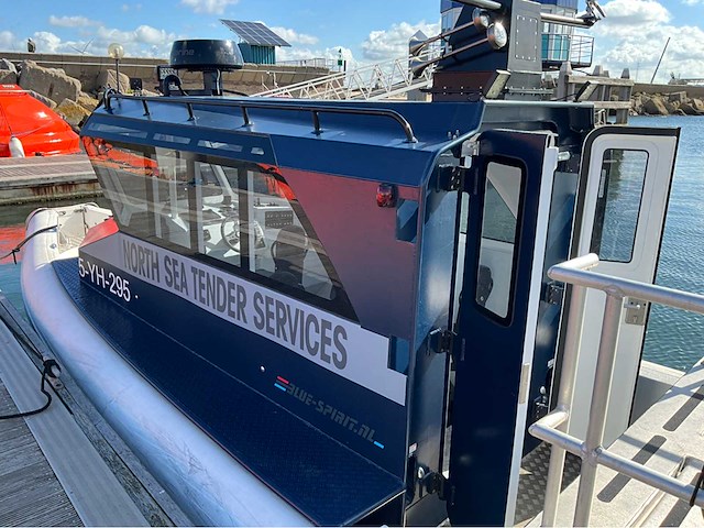 2025 blue-spirit 10.0 cabin fast crew tender - afbeelding 3 van  41